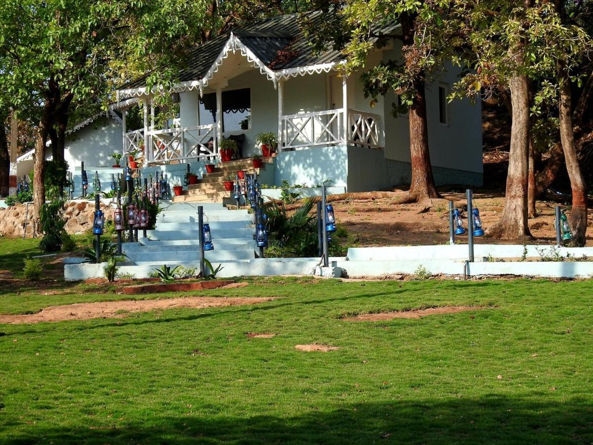 Greendale Resort Pachmarhi Ngoại thất bức ảnh