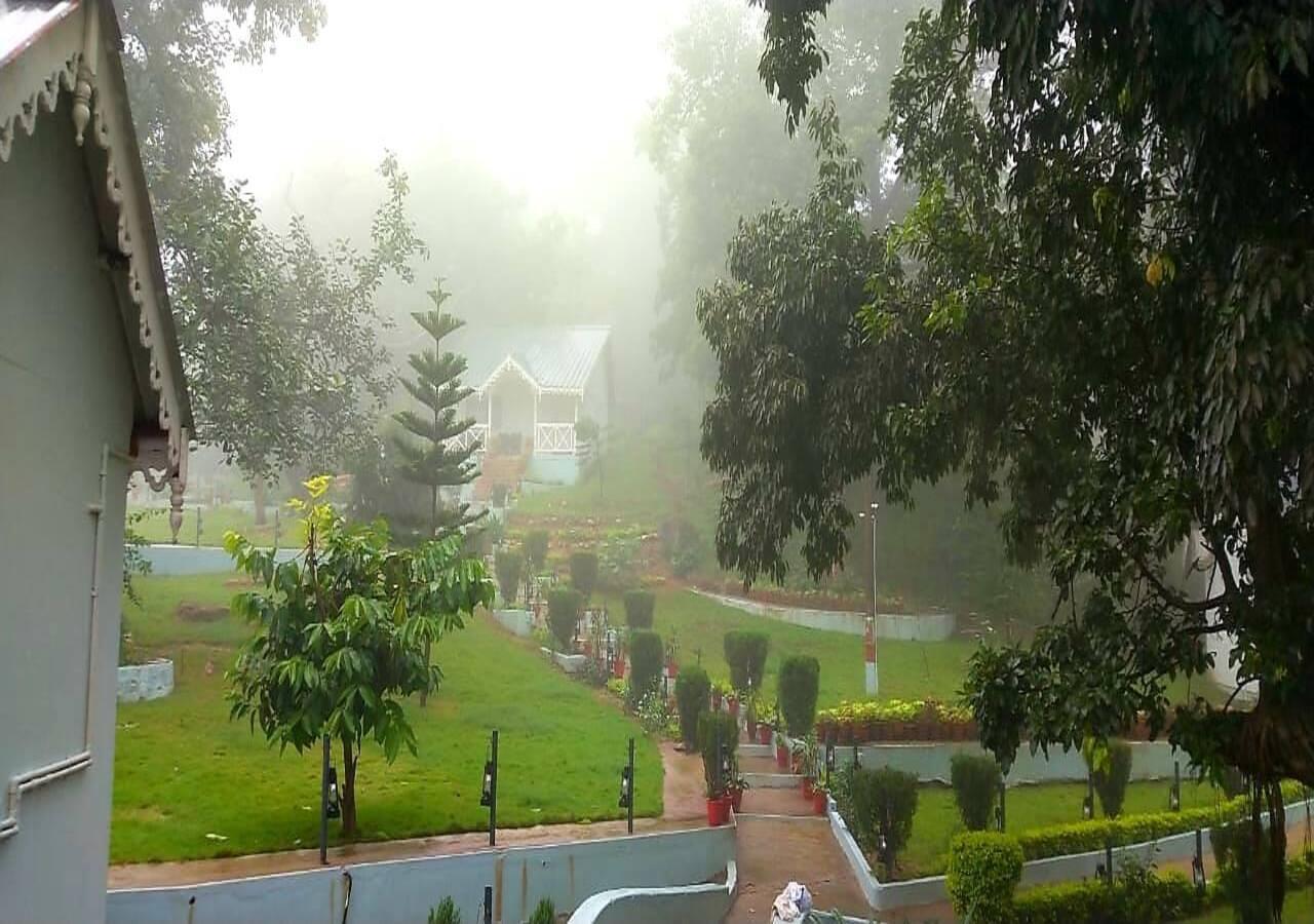 Greendale Resort Pachmarhi Ngoại thất bức ảnh