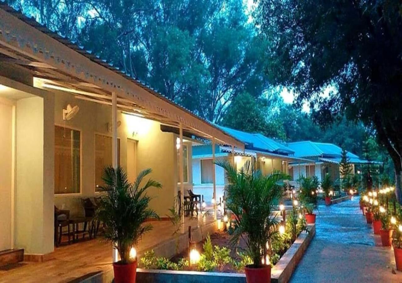 Greendale Resort Pachmarhi Ngoại thất bức ảnh